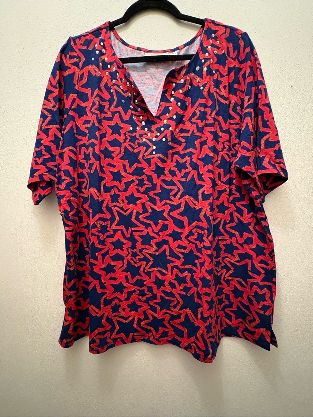 Women’s Navy and Red Star-Print Tunic Top with V-Notch